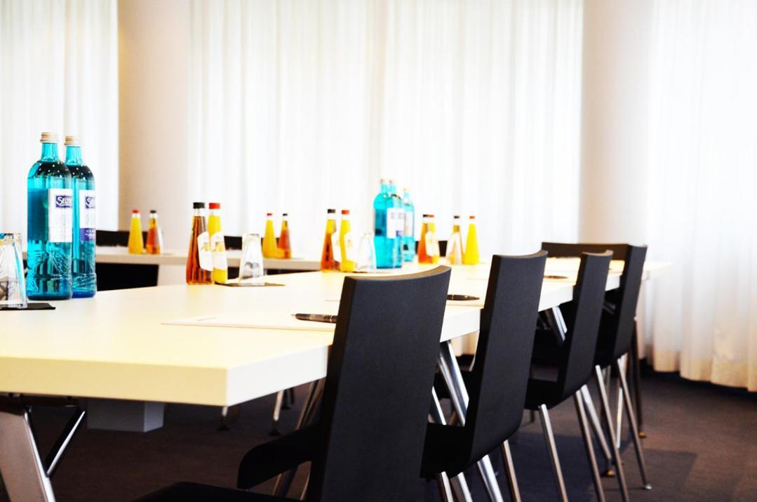Bristol Hotel - Frankfurt City - Central Station Франкфурт-на-Майні Екстер'єр фото