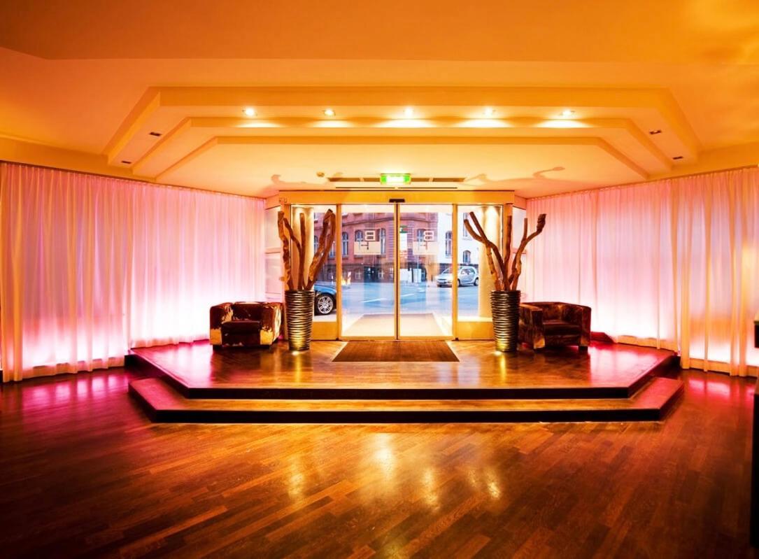 Bristol Hotel - Frankfurt City - Central Station Франкфурт-на-Майні Екстер'єр фото